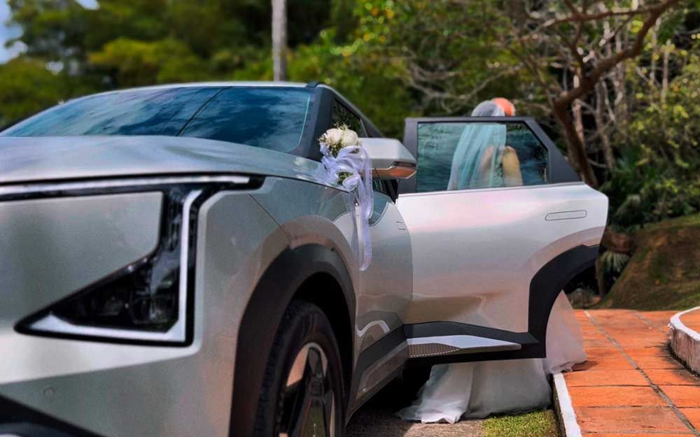 Vehículo premium para ocasiones especiales

En fechas importantes como bodas, grados
o aniversarios, podrás acceder al préstamo
de un vehículo top de gama para hacer de
ese momento algo inolvidable.*